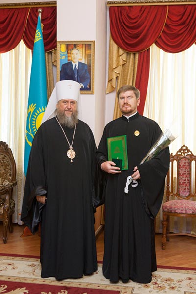 Состоялось вручение церковных наград сотрудникам Казахстанского Митрополичьего округа 
