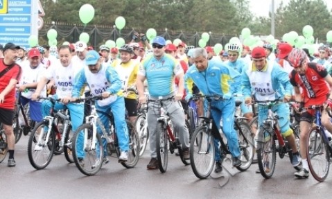 29 июня 2014 г. в столице в рамках традиционного ежегодного турнира на Кубок Астаны, посвященного празднованию Дня столицы cостоялся благотворительный массовый велопробег «Кайсар Керуен».