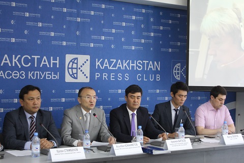 Прошла пресс-конференция, посвященная переходу Международной Академии Бизнеса в статус университета и смене названия вуза. 