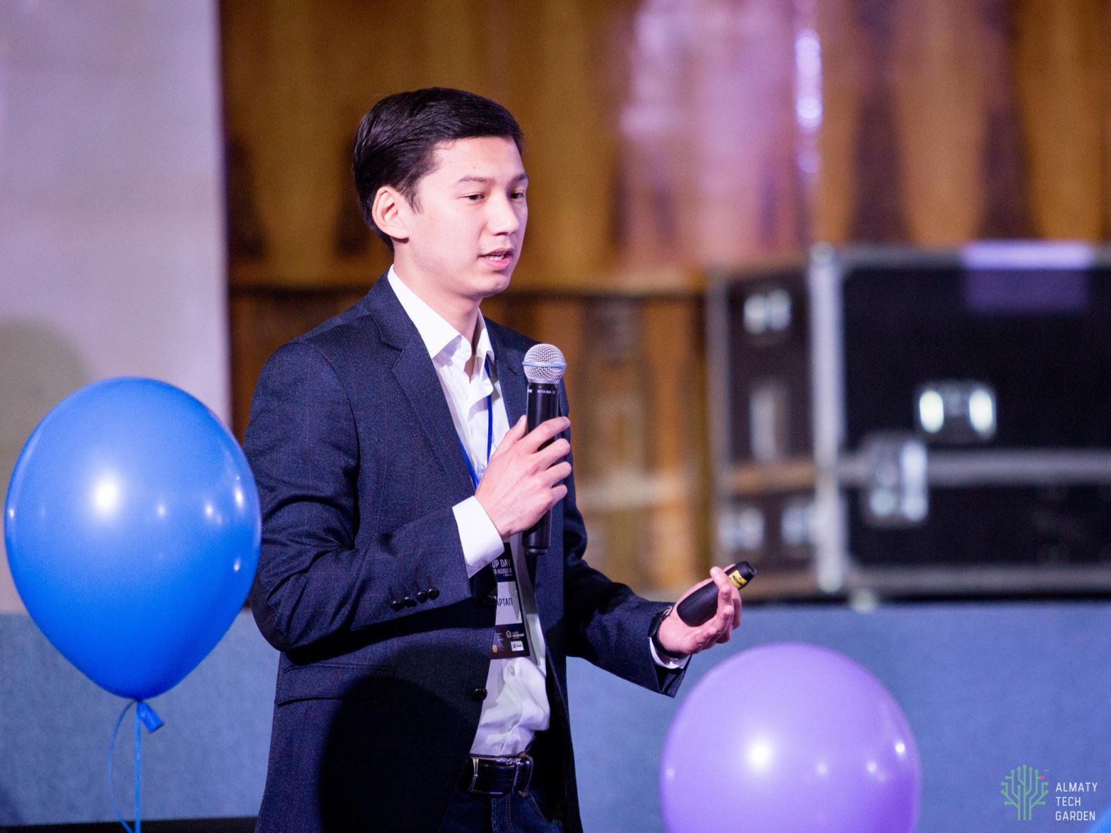 Резидент инкубатора TechGarden команда  WIPON стала победителем StartupBattle  на конференции  TechConnectAstana
