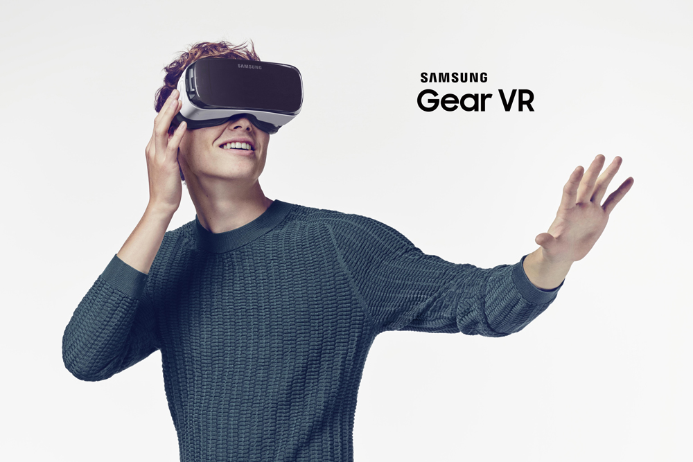Очки виртуальной реальности Samsung Gear VR — скоро в Казахстане