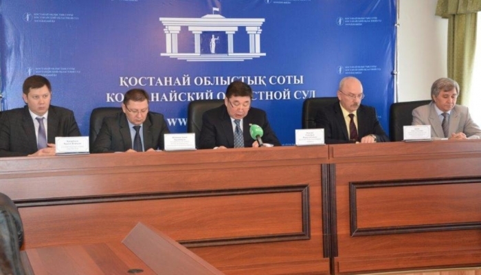 Председатель Костанайского областного суда встретился с журналистами региона