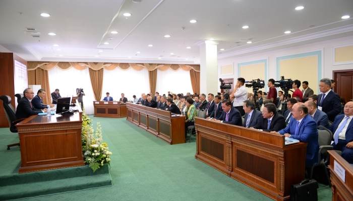 Сегодня проведено расширенное совещание по итогам работы судов республики за первое полугодие 2014 года